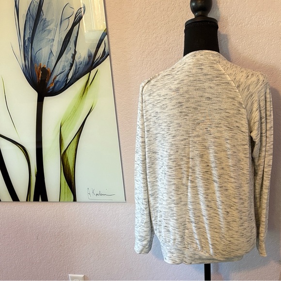 women’s shirt size XS - Picture 4 of 6